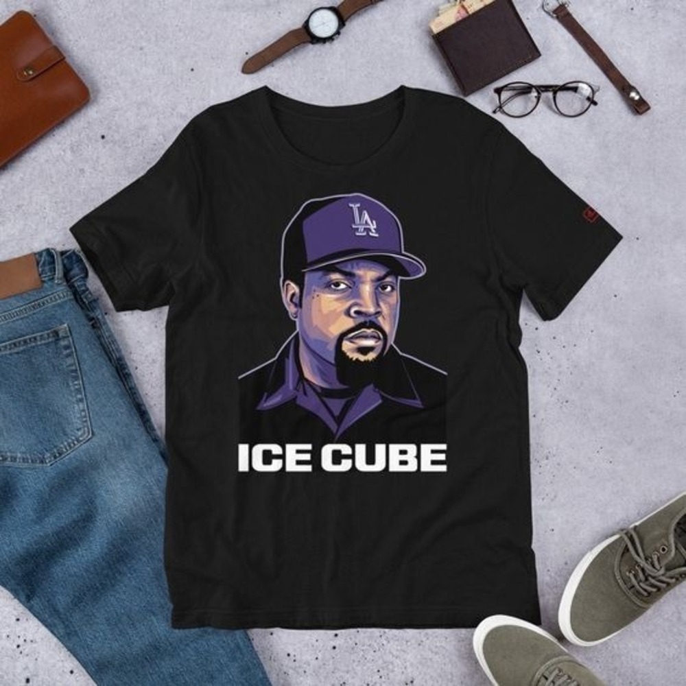 ICE CUBE Wearing Cap T-Shirt